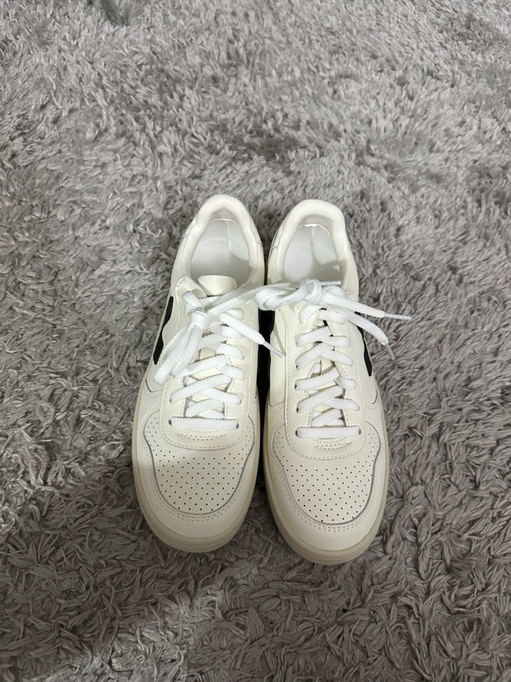 Veja Sneakers Women’s Size 8